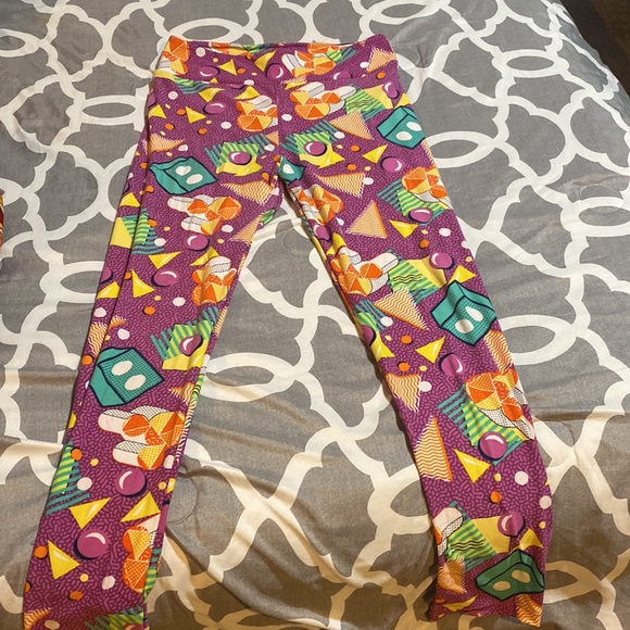 Lularoe Disney Mickey shaped One Sized leggings - Picture 3 of 3